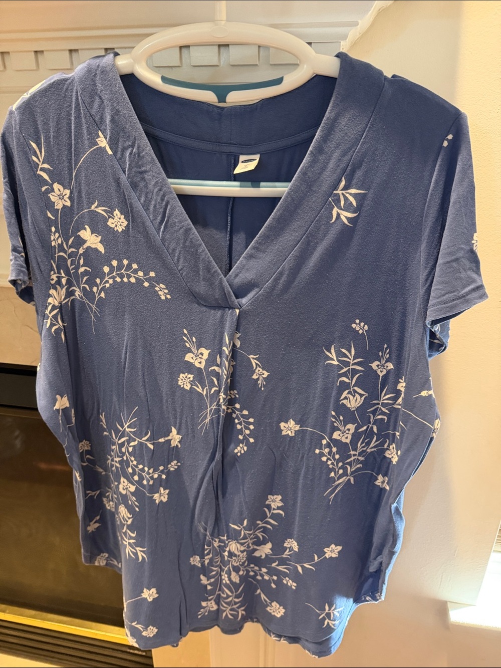 Old Navy Blue V-Neck Tee with White Floral Print